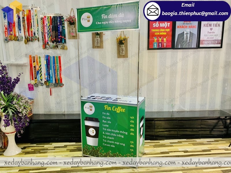hình ảnh booth sắt bán cafe