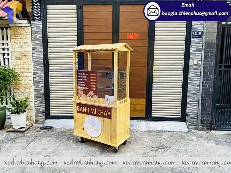 hình ảnh xe đẩy bán bánh mì giá rẻ