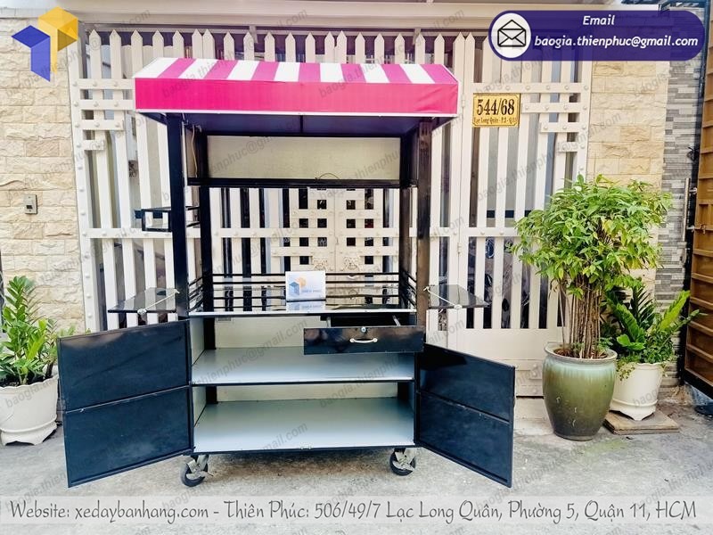 hình ảnh xe đẩy bán sinh tố nước ép