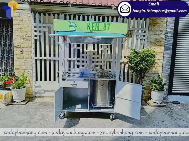 hình ảnh xe inox bán kem bơ