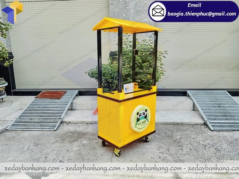 hình ảnh xe trà sữa bằng gỗ