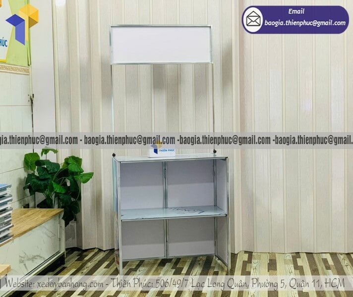 In booth sắt tiếp thị quảng cáo sản phẩm khuyến mãi bán tại TPHCM, Hà Nội