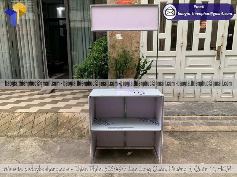 Mẫu booth sắt tiếp thị lưu động bán hàng ngoài trời cho cá nhân hộ kinh doanh