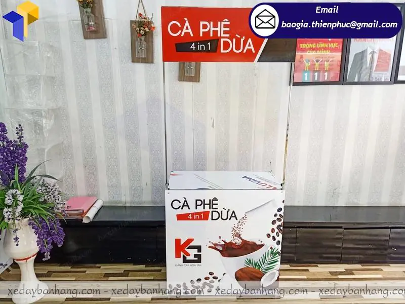 booth sắt bán hàng lưu động