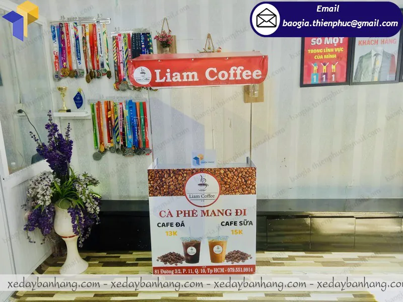 mẫu quầy cafe take away lắp ráp giá rẻ