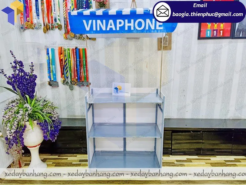 mua quầy kệ lắp ráp quảng cáo sản phẩm đẹp ở đâu