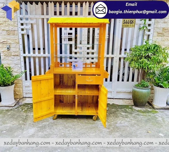 mẫu tủ bán trà sữa bằng gỗ đẹp