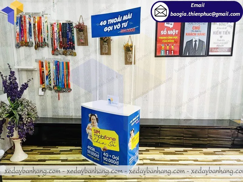 mua booth nhựa bán hàng ở đâu