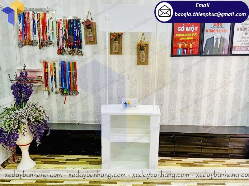 mua booth nhựa bán trái cây ở đâu