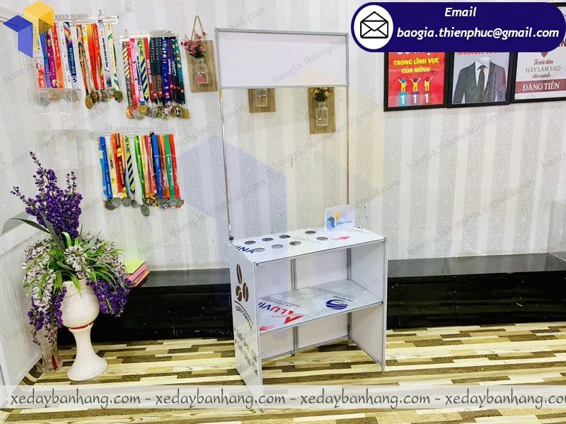 mua booth sắt bán cafe latte ở đâu