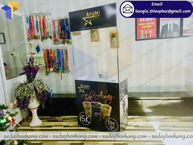 mua booth sắt bán cafe take away ở đâu