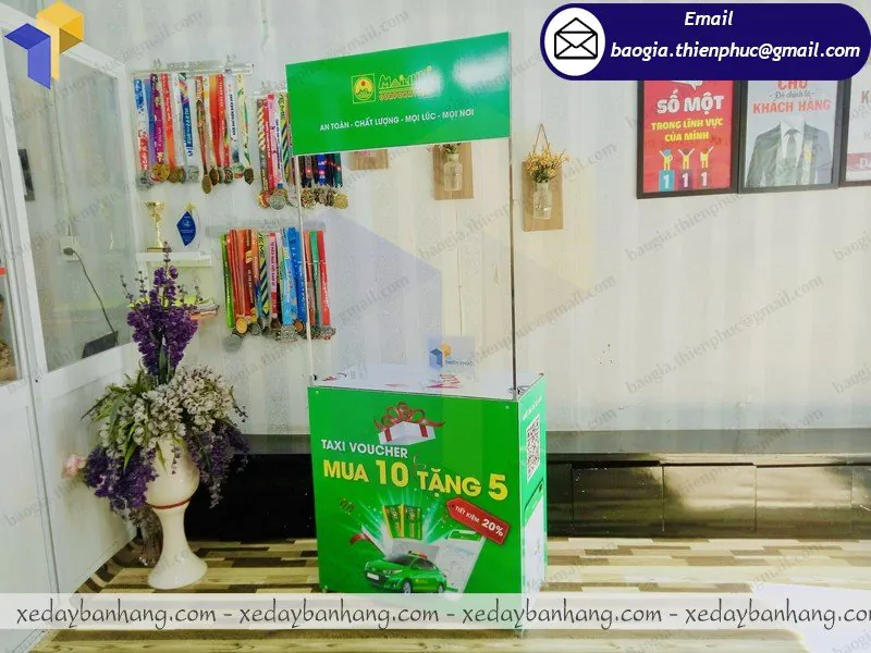 mua kệ sắt quảng cáo thương hiệu ở đâu