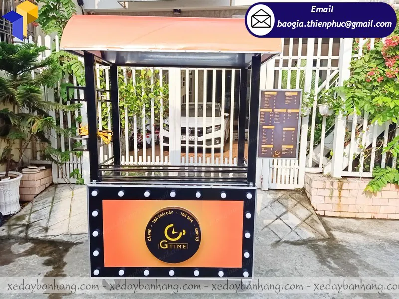 xe bán sinh tố nước ép