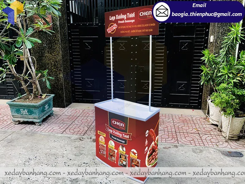 nơi bán booth nhựa bán lạp xưởng