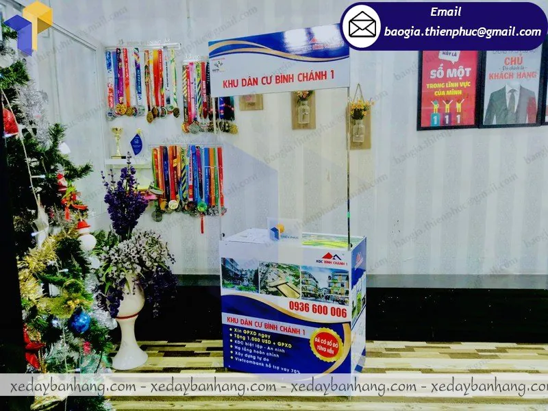 nơi bán booth sắt quảng cáo bất động sản