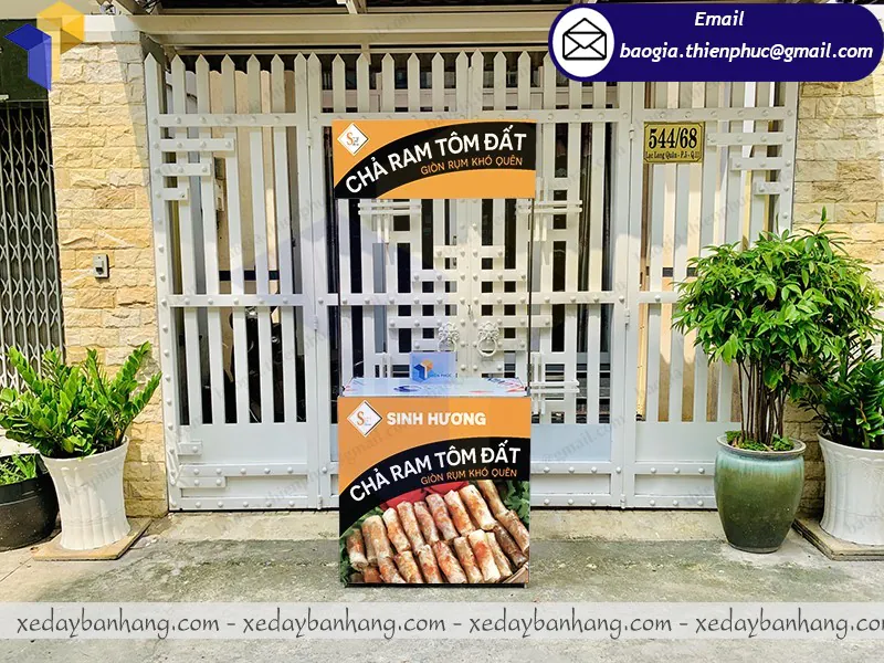 nơi bán quầy sampling sắt bán chả ram