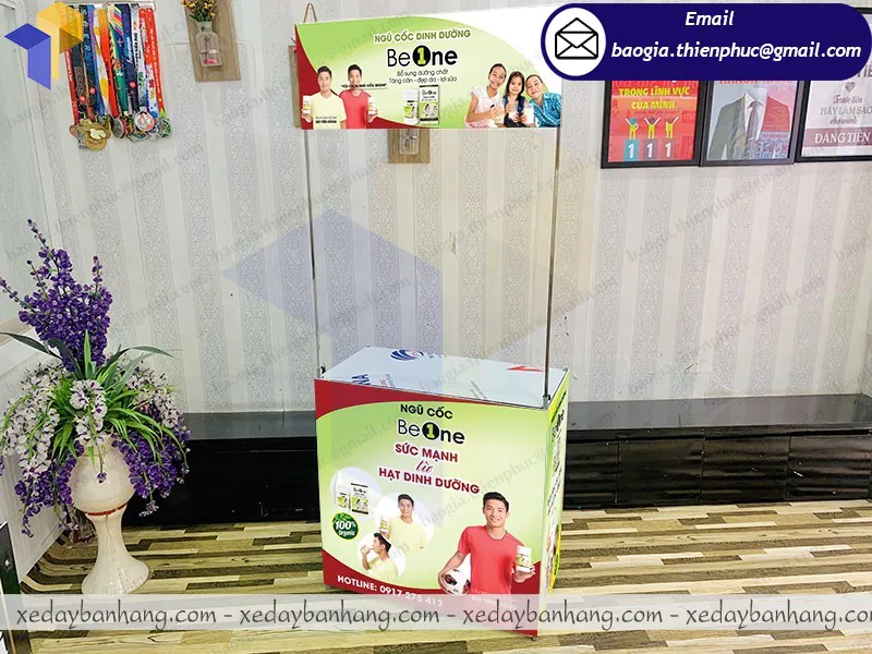 nơi bán quầy sampling sắt bán ngũ cốc dinh dưỡng