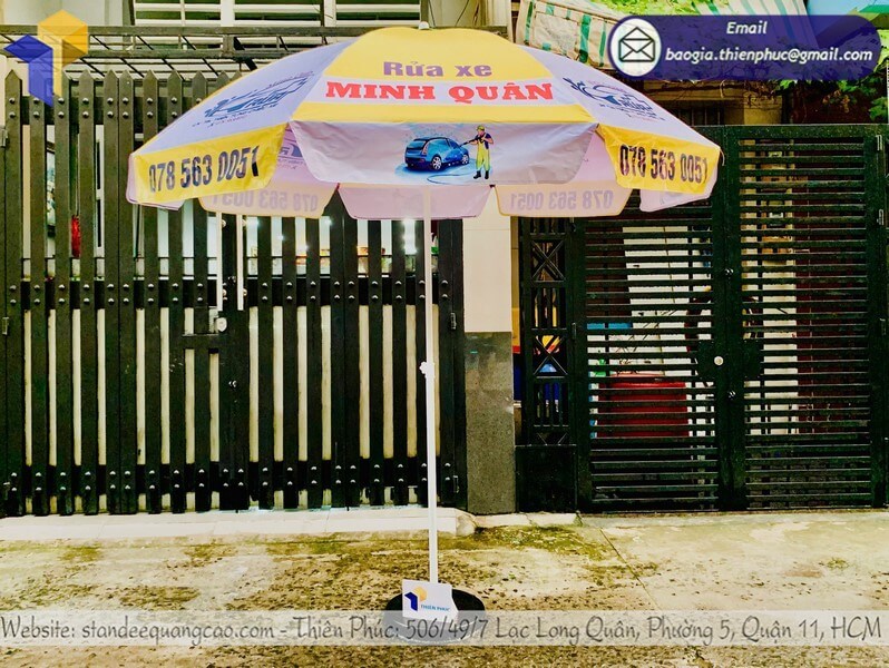 báo giá ô dù che quảng cáo khu resort