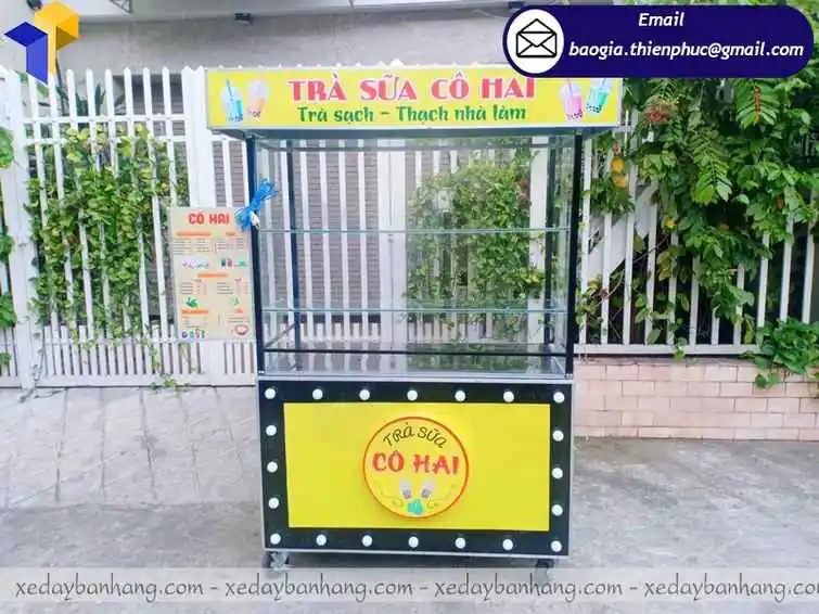 quầy bán sinh tố trà sữa