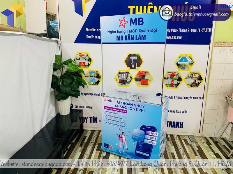 quầy sampling sắt in theo yêu cầu