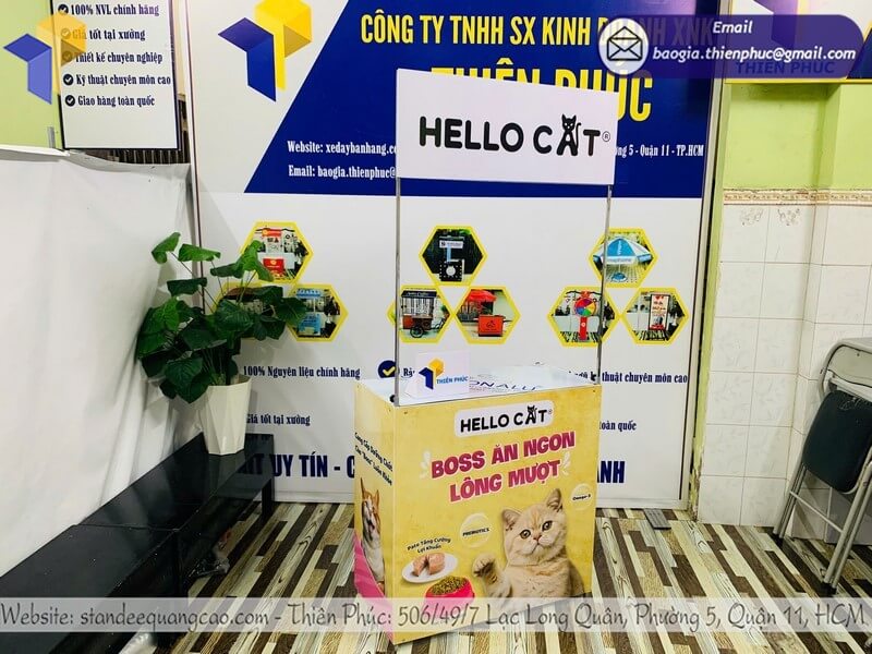 Thiết kế quầy sampling thức ăn mèo bằng sắt 2025