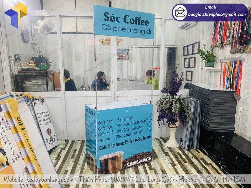 quầy sắt bán cà phê rẻ