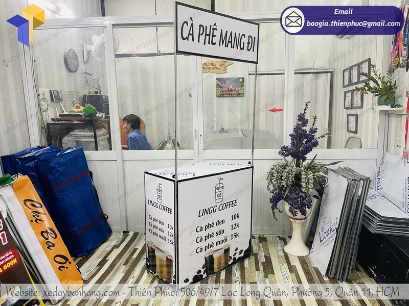 quầy sắt bán cà phê rẻ