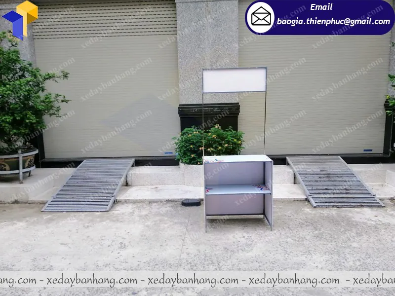 Quầy sắt giá rẻ Quận 1