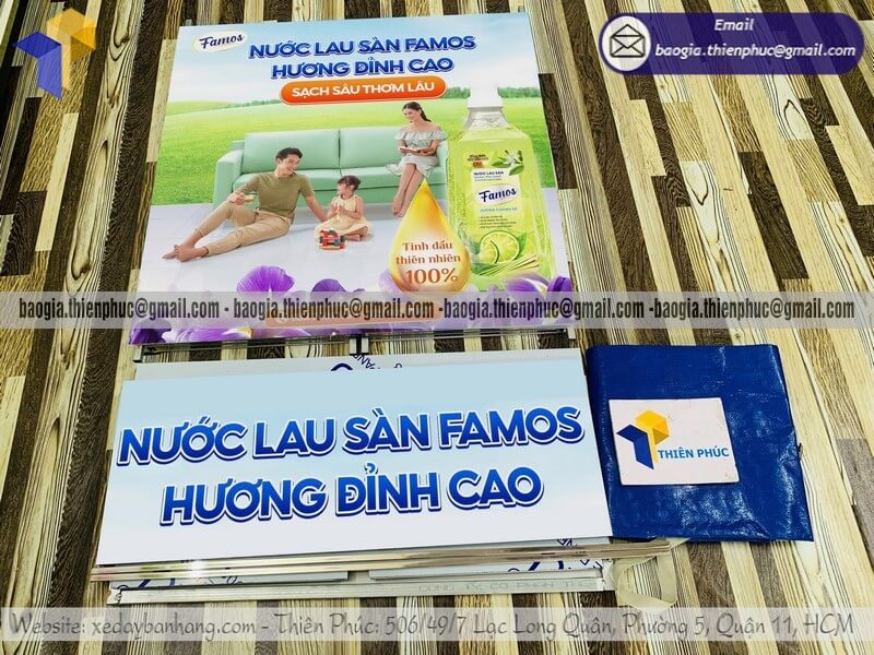 Quầy sắt trưng bày sản phẩm tiếp thị in logo lựa chọn thu hút khách hàng