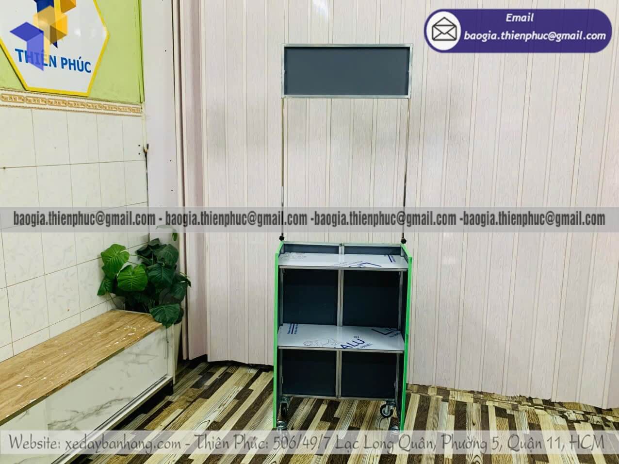 Quầy xếp bán cafe cỡ nhỏ bằng khung sắt căng bạt quầy giá tốt tại TPHCM