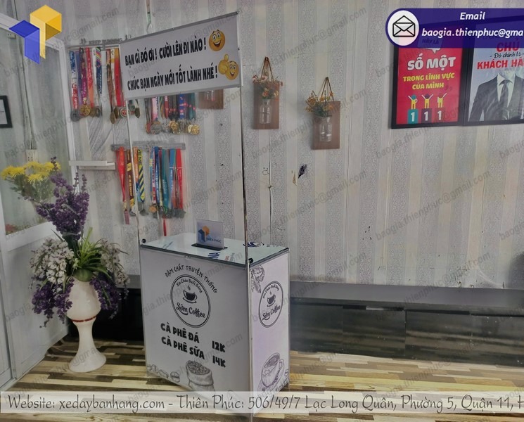 thiết kế booth bán cafe take away