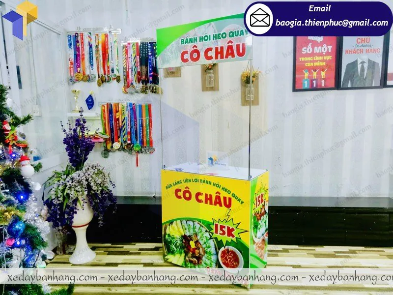 thiết kế booth bán đồ ăn sáng theo yêu cầu