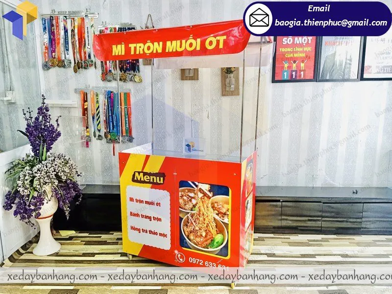 thiết kế booth lắp ráp bán đồ ăn vặt