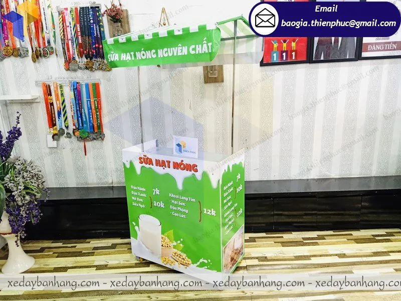 thiết kế booth lắp ráp bán sữa giá rẻ