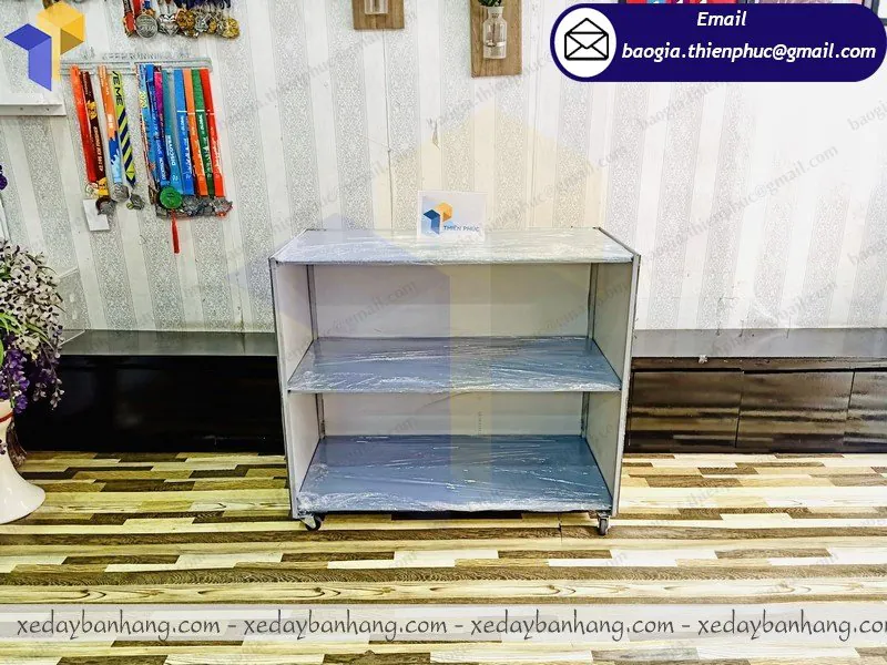 thiết kế kệ bán hàng lắp ráp đẹp