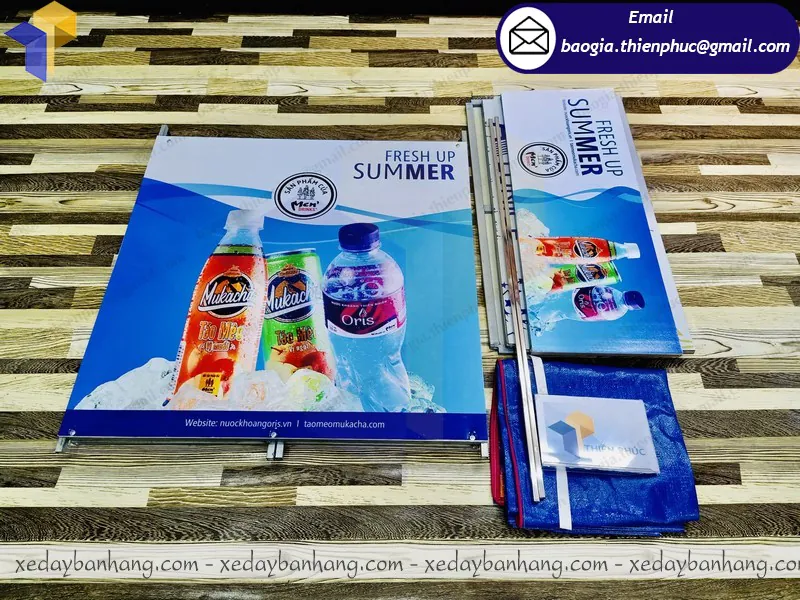 thiết kế quầy sampling bằng sắt đẹp
