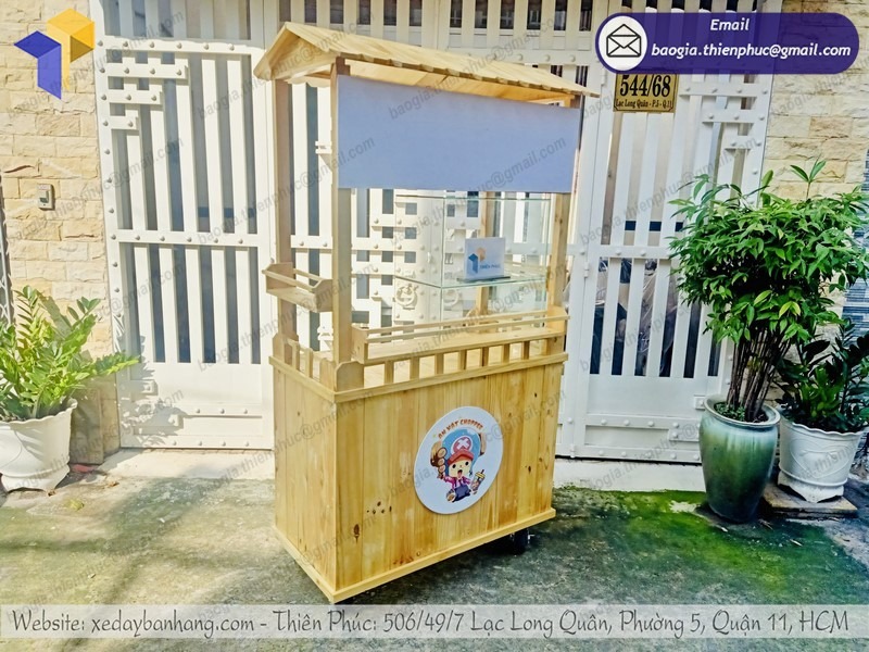 thiết kế tủ bán cá viên chiên bằng gỗ