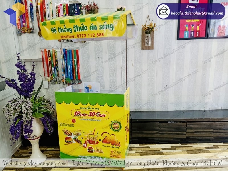 thiết kế xe đẩy bán đồ ăn sáng