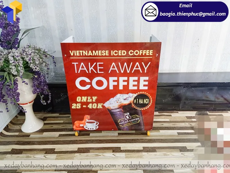 xe lắp ráp bán cà phê