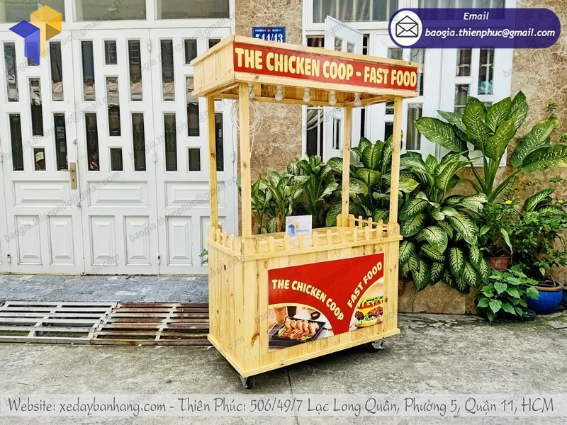 xe bán bánh mì hamburger bằng gỗ