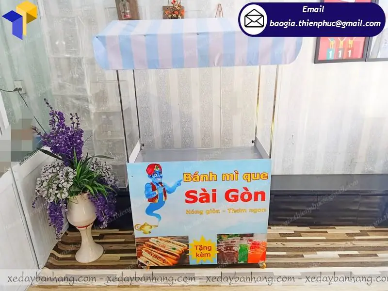 xe bán bánh mì lắp ráp