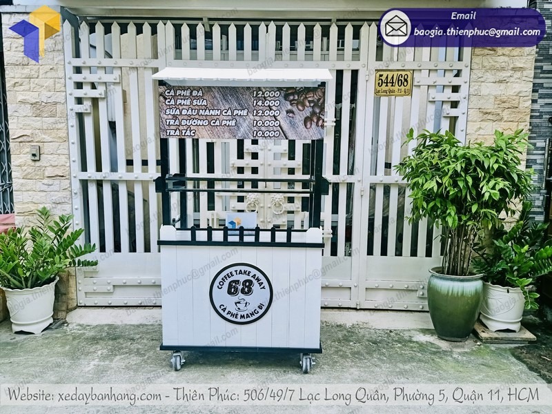 xe bán cà phê bằng gỗ