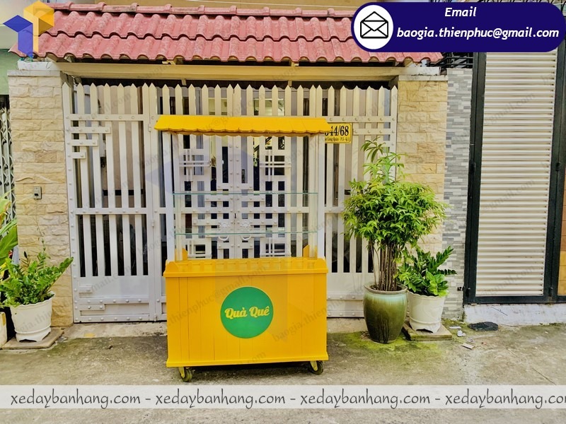 xe bán đồ ăn vặt bánh mì