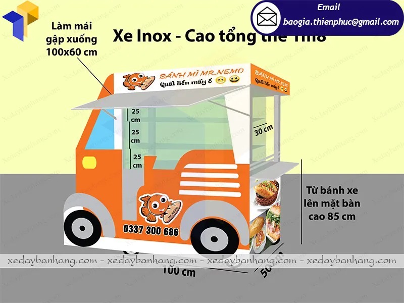 xe bán hàng rong bánh mì
