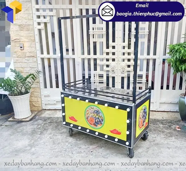 xe bán thức ăn nhanh lưu động