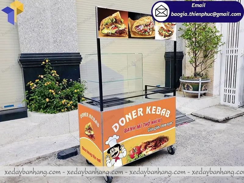 xe bánh mì doner kebab bằng sắt