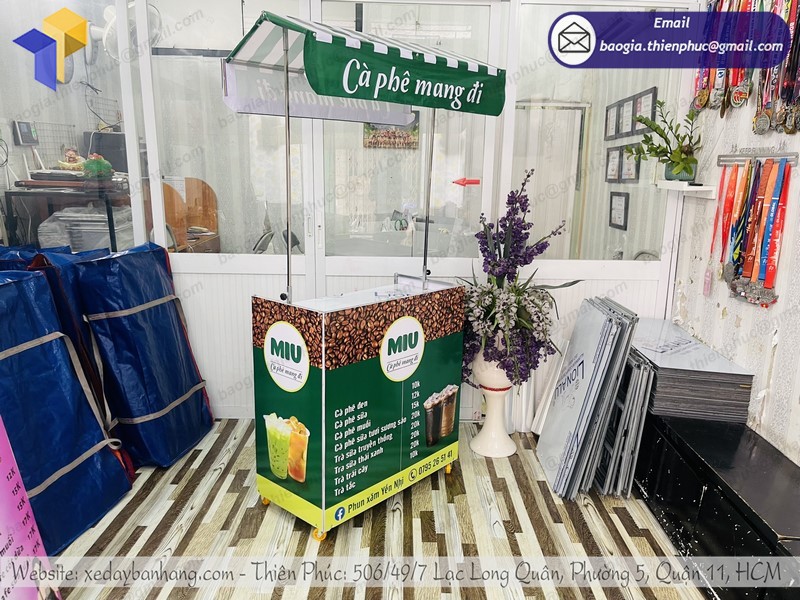 xe cà phê bán mang đi vỉa hè tphcm