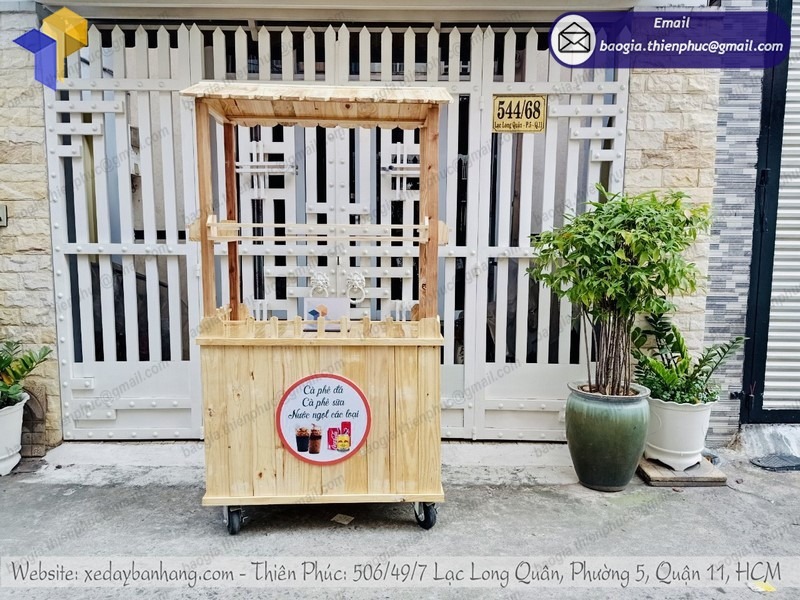 xe cafe dạo bằng gỗ