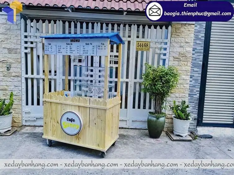xe đẩy bán cafe take away bằng gỗ