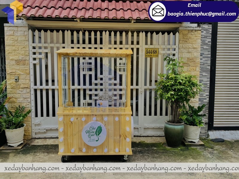 xe đẩy bán thức ăn nhanh
